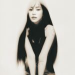 Heize Instagram - The 8th Mini Album [Last Winter] 나는 그대로인데 시간만 좀 더 빨리 갔으면 . .. ☁️☁️☁️🖤 make up @yoondol_ys Hair @kiimyeseul Styling @stylist_mizero photo @chogiseok 2023 12 07 (Thu) 6PM KST #Heize #LastWinter #The8thAlbum @pnation.official 기다림 속