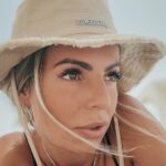 Hillary Vanderosieren Instagram - C’est partiiiii pour un week end de folie en famille au @atlantisthepalm ! 🤩 Atlantis, The Palm