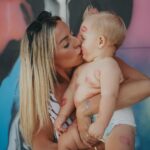 Hillary Vanderosieren Instagram - Mon gros bébé d’amour 💋 Swipe pour voir notre gros bisous 😘 C’était la photo de ses 10 mois 🥹❤️ Dubai, United Arab Emiratesدبي