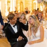 Hillary Vanderosieren Instagram - Hâte de vous dévoiler mon mariage en intégralité très prochainement 🤩 Une enooooooorme surprise a vous dévoiler 😍 Wedding planner : @melissawilpotte Photographe : @cesarem.photography