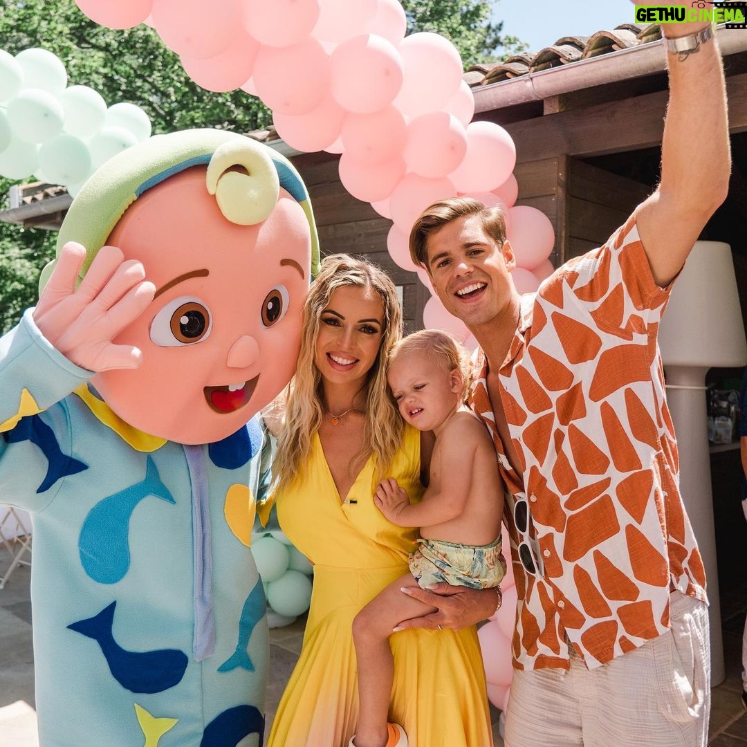 Hillary Vanderosieren Instagram - 🎂🎈Happy Birthday BabyMilo 🎈🎂 We all love you ❣️#2years On t’aime 😘 @pixaile_photography @youbabystudio Chateau Gassies