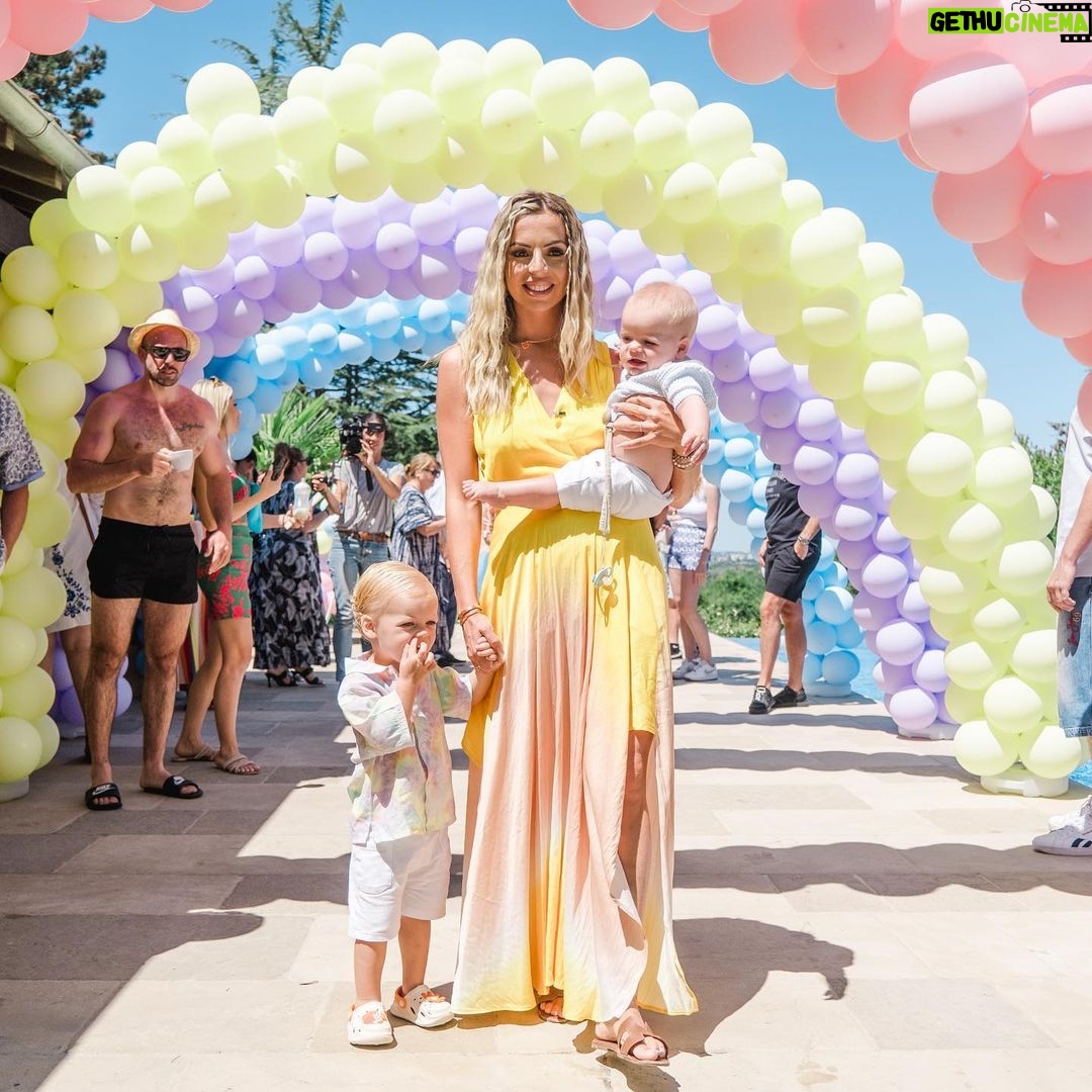 Hillary Vanderosieren Instagram - 🎂🎈Happy Birthday BabyMilo 🎈🎂 We all love you ❣️#2years On t’aime 😘 @pixaile_photography @youbabystudio Chateau Gassies