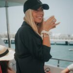 Hillary Vanderosieren Instagram - Incroyable moment pour l’anniversaire de @martika11 💝 Ça fait du bien de s’amuser, de rigoler et de retrouver ses copines. Chillin' on the Yacht!