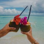 Hillary Vanderosieren Instagram - Cheers to life #Maldives 🥥🌴 #partenariatnonrémunéré