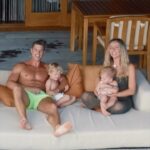 Hillary Vanderosieren Instagram - Paradise island 🏝️😍 Thanks to @alexarcurifilms 🎥 pour cette prise de vue familiale 🥹 #Maldives #Ayada #ayadamaldivesresort #paradise #island #dream #family #collaborationnonrémunérée Ayada Maldives