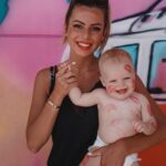 Hillary Vanderosieren Instagram - Happy 8 months mon Babyboy 💙 Plein de bisous d’amour ❤️ Le temps passe trop viteeeee .. Dubai, United Arab Emirates