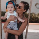 Hillary Vanderosieren Instagram - Une journée Classic avec mon prince, il est heureux ici à Dubaï ! ☺️🥰♥️ Dubai, United Arab Emirates