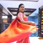 Himaja Instagram - Helloo andharikee..VRK Silks has earned a favourite spot in my list for authentic Kanjivaram sarees Be it Telengana, Andhra Pradesh or Bangalore or Chennau, VRK Silks will cater to your remarkable taste in silk sarees. Be it for the festive or for the wedding, they have the suitable Kanjivaram silk for every occasion. Visit your nearest store today for your perfect pick. #VRKSilks #Kukatpally #Telangana #SilkSaree #Kancheepuran #KanjivaramSaree