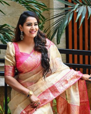 Himaja Instagram - ❤️ 
Beautiful Saree Designed By @kushalethnix 
Beautiful Jewellery By @akshayjewels9 #sareelove