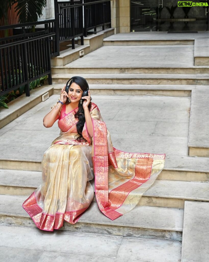 Himaja Instagram - ❤ Beautiful Saree Designed By @kushalethnix Beautiful Jewellery By @akshayjewels9 #sareelove