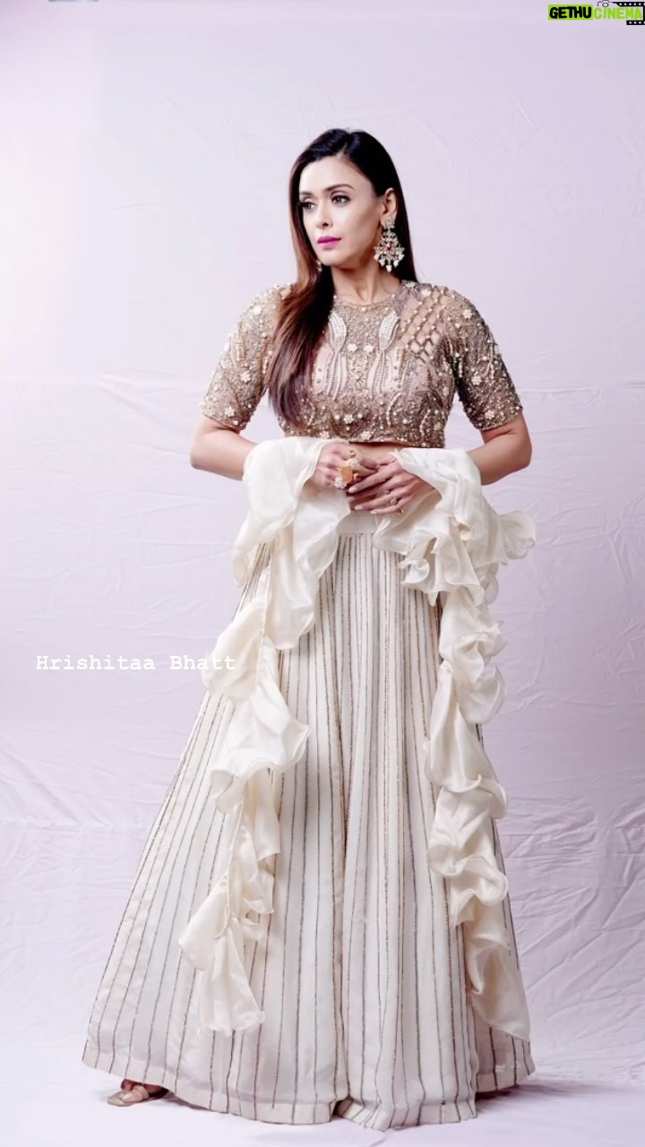Hrishitaa Bhatt Instagram - Happy Valentine's Day #valentines #love Styled by - @stylebyriyajn Assisted by- @moreprachi__ Outfit- @ellemorafashions Earrings - @itahdnura Ring - @jaiminisjewelleryofficial × @braanding_b MUA- @manish_kerekar Hair by - @bollywoodhairartist Clicked by - @anirudh_ramteke @abhi_nair1997 Managed by - @moushumibanerji