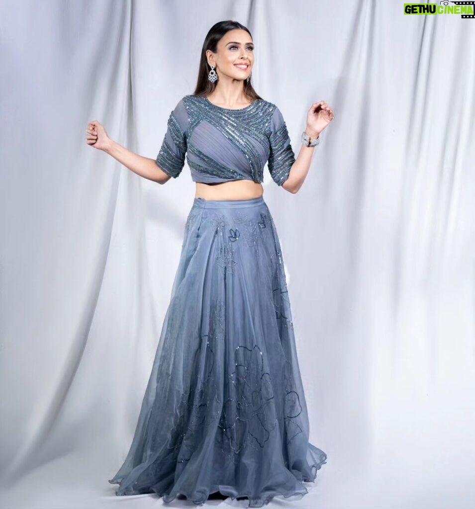 Hrishitaa Bhatt Instagram - Finding beauty in simplicity with this grey ensemble. . . . . Styled by - @stylebyriyajn Assisted by- @_mansikadam13 Outfit - @labeldivyajain × @thecurvedline.in Earrings - @miranabymegha × @affiliates_pr MUA- @manish_kerekar Hair by - @bollywoodhairartist Clicked by - @anirudh_ramteke @abhi_nair1997 Managed by - @moushumibanerji . . . #hrishitaabhatt #bollywoodactress #mumbaiinfluencer #mumbaiinstagrammers #mumbaidaily #mumbaigram #mumbaifashion  #bollywoodfashion #bollywoodstyle #indianactress #outfitinspiration #lookoftheday #outfitoftheday #ootd