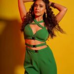 Hrishitaa Bhatt Instagram - A touch of green to brighten up the day 💚 . . . . . . . #hrishitaabhatt #bollywoodactress #mumbaiinfluencer #mumbaiinstagrammers #mumbaidaily #mumbaigram #mumbaifashion  #bollywoodfashion #bollywoodstyle #indianactress #outfitinspiration #lookoftheday #outfitoftheday #ootd