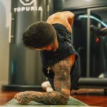 Ilia Topuria Instagram - Estamos de vuelta. We are back. #Champion #Ad