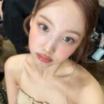Im Na-yeon Instagram - 넘 늦었지만 뒤죽박죽 원스파크 셀카 ʚ🐰ɞ