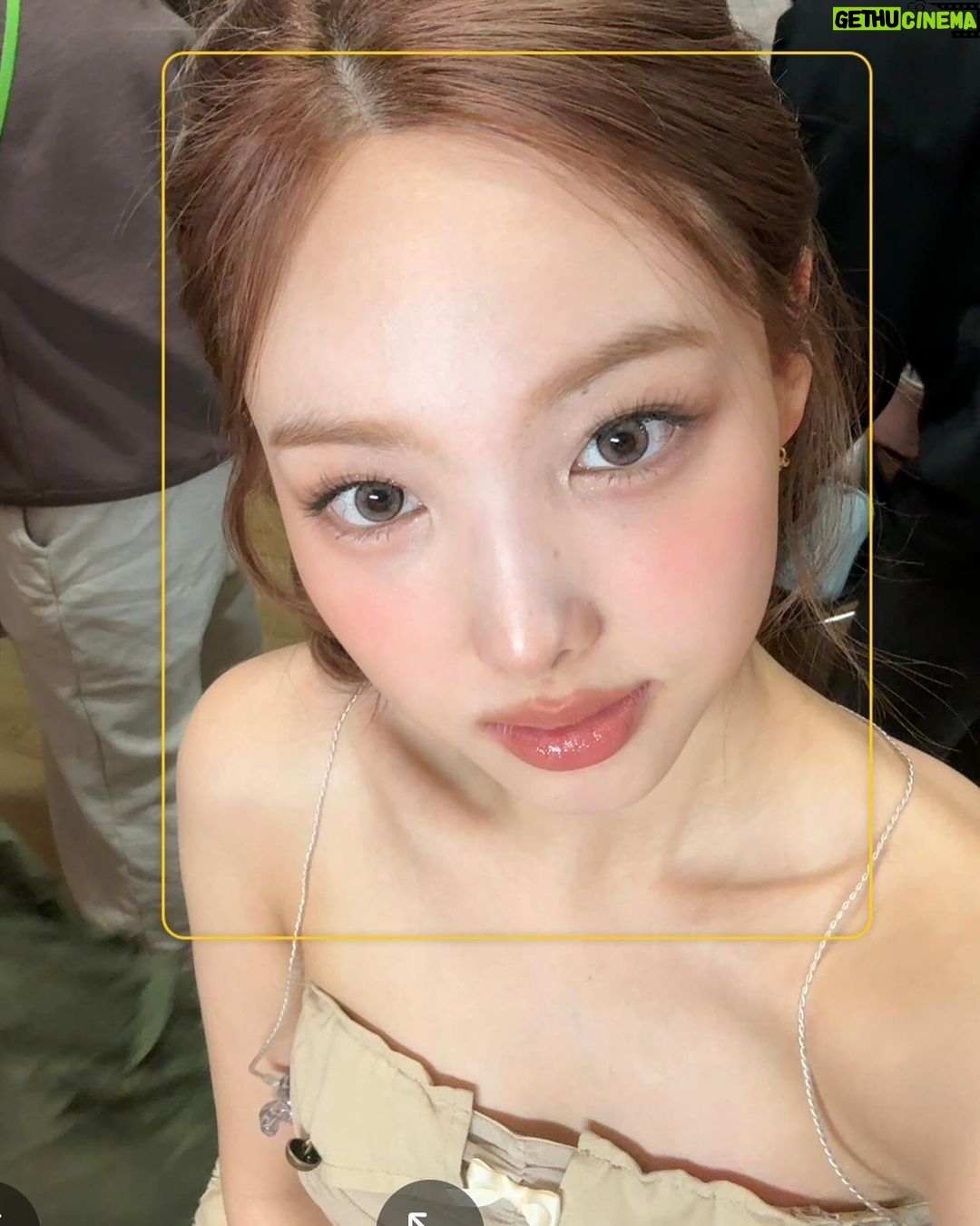 Im Na-yeon Instagram - 넘 늦었지만 뒤죽박죽 원스파크 셀카 ʚ🐰ɞ