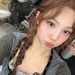 Im Na-yeon Instagram - 넘 늦었지만 뒤죽박죽 원스파크 셀카 ʚ🐰ɞ
