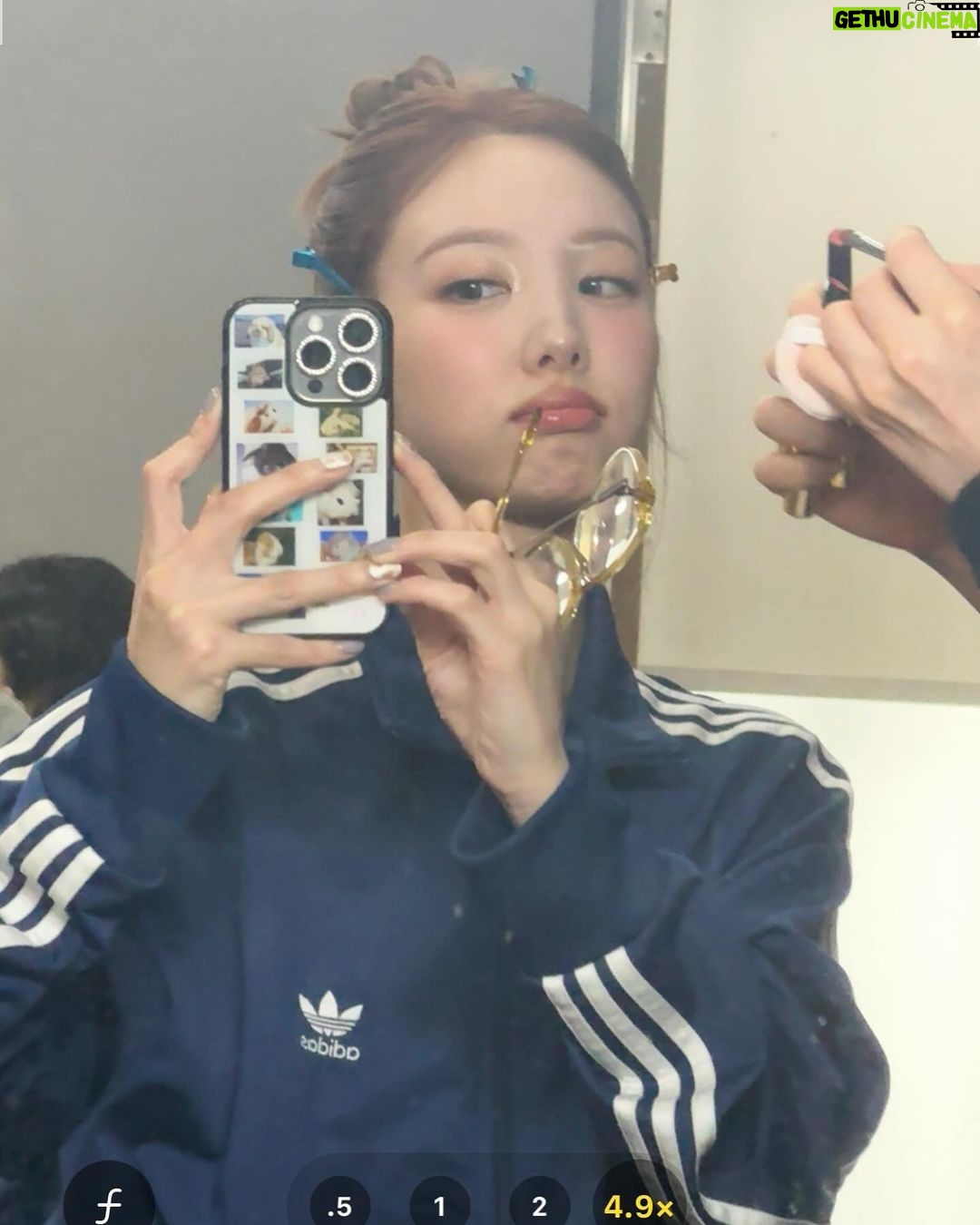 Im Na-yeon Instagram - 넘 늦었지만 뒤죽박죽 원스파크 셀카 ʚ🐰ɞ