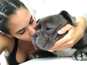 India Martínez Instagram - Solo quien ama a los animales y ha tenido mascota sabe lo que se les quiere y echa de menos cuando se van. Justo Un mes sin mi Buddha. 🙏🏽