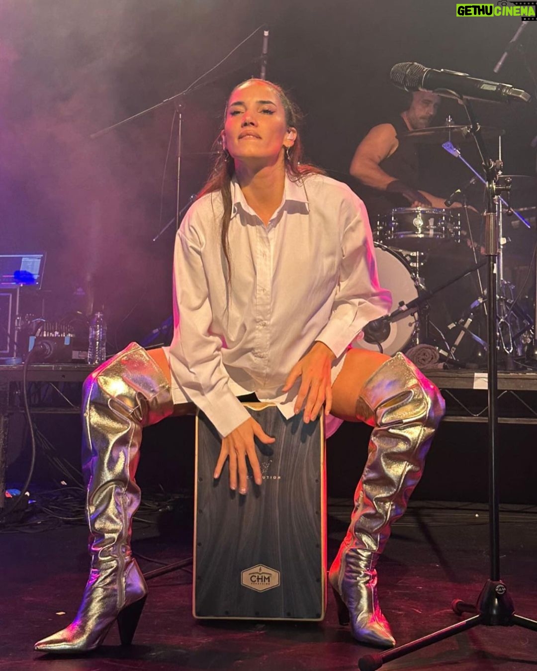 India MartΓnez Instagram - Gracias Londres!!!! Thank u!!! π₯°π₯°π₯°ππ½ππ©οΈπ€πβοΈπ€§βπ½π§Ά esta noche Paris!!! London