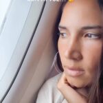 India Martínez Instagram - BARCELONAAAAA!!! MOLTES GRÀCIES!! US ESTIMO FINS A LA PROPERA. 🙌🏽🙏🏽 Hoy nos vemos en Teulada!!! #Soldout 📹 @danielportes 📍@guitarbcn Maquillaje y Peluqueria: @gmdistribuciones_andalucia @elevenaustralia_spain