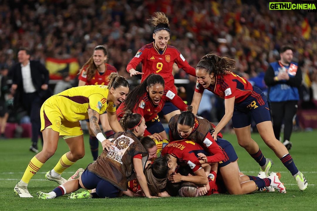 India MartΓnez Instagram - ARRIBA CAMPEONAS!!!!!! ππ½ππ½ππ½ππ½ππ½ππ½ππ½ piel de gallina!!!! π₯Ήπ₯Ή