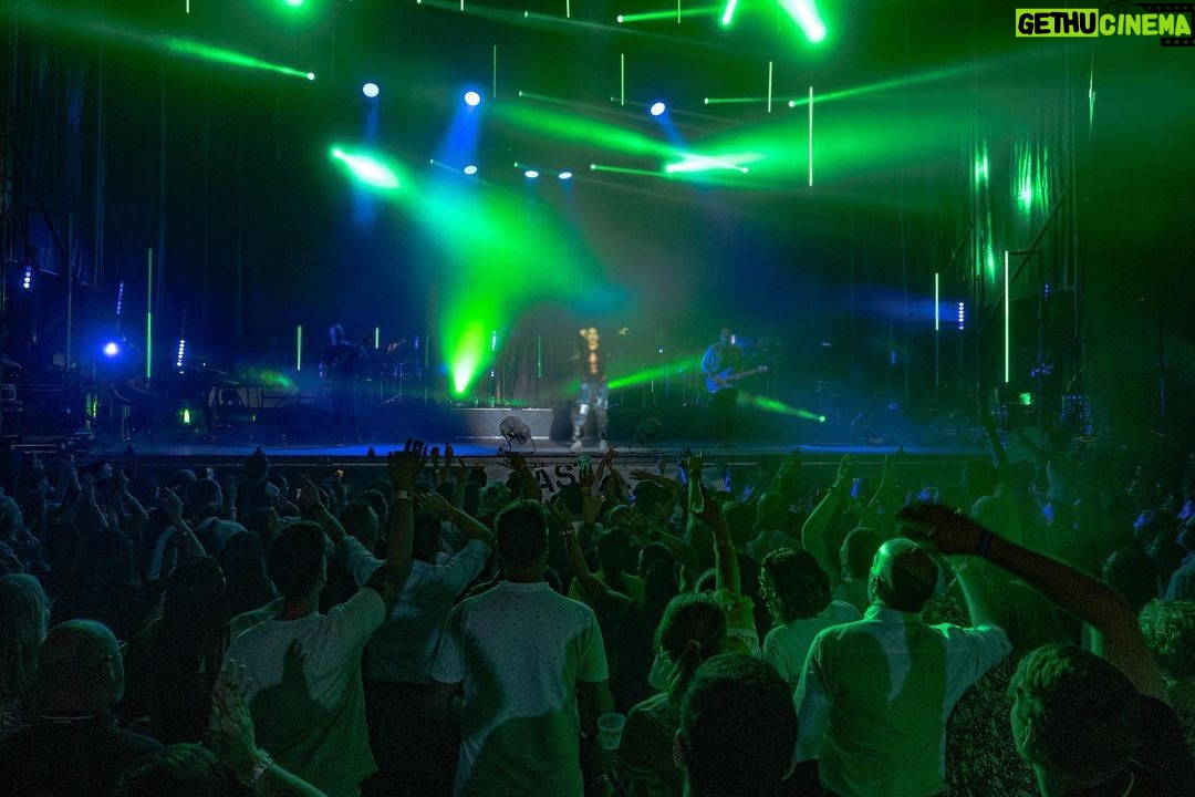 India Martínez Instagram - GRACIAS MURCIAAAA!! Esta gira arranca más fuerte de lo que me esperaba aún! 🙈🥰🙌🏽 Momento favorito el vídeo final!! Desliza 🙈🙌🏽>> Próxima parada el 24 de Junio en Starlite y estamos casi agotados!!! 🙏🏽🙏🏽🙏🏽🙏🏽🙏🏽 #NuestroMundoTour Fotos y vídeo @blogindiamartinez