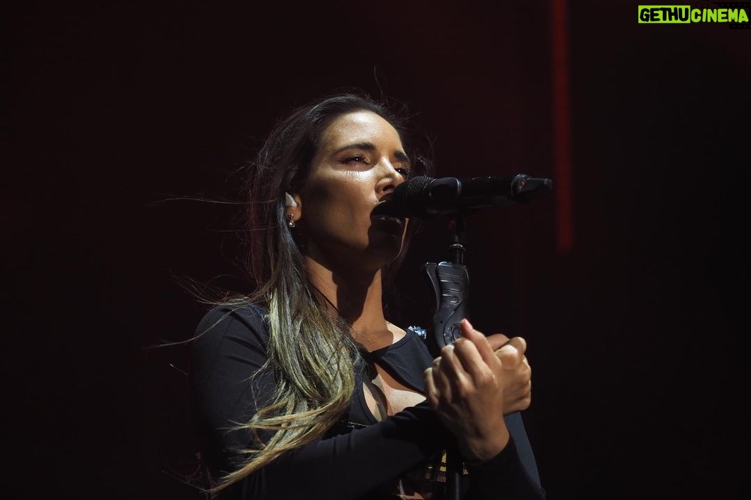 India Martínez Instagram - GRACIAS MURCIAAAA!! Esta gira arranca más fuerte de lo que me esperaba aún! 🙈🥰🙌🏽 Momento favorito el vídeo final!! Desliza 🙈🙌🏽>> Próxima parada el 24 de Junio en Starlite y estamos casi agotados!!! 🙏🏽🙏🏽🙏🏽🙏🏽🙏🏽 #NuestroMundoTour Fotos y vídeo @blogindiamartinez
