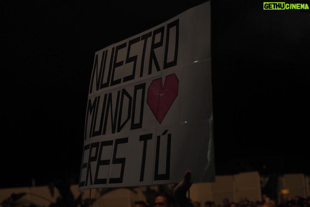 India Martínez Instagram - GRACIAS MURCIAAAA!! Esta gira arranca más fuerte de lo que me esperaba aún! 🙈🥰🙌🏽 Momento favorito el vídeo final!! Desliza 🙈🙌🏽>> Próxima parada el 24 de Junio en Starlite y estamos casi agotados!!! 🙏🏽🙏🏽🙏🏽🙏🏽🙏🏽 #NuestroMundoTour Fotos y vídeo @blogindiamartinez