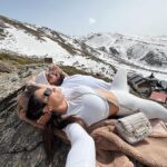 India Martínez Instagram - llévame donde tú quieras… 🏔️ @louzao_mercedes_benz #Louzao #CLECoupe