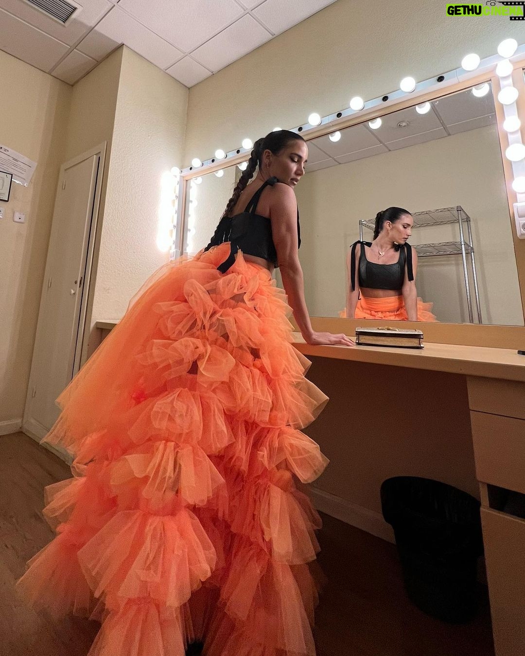 India Martínez Instagram - Anoche en los premios Talía 🧡