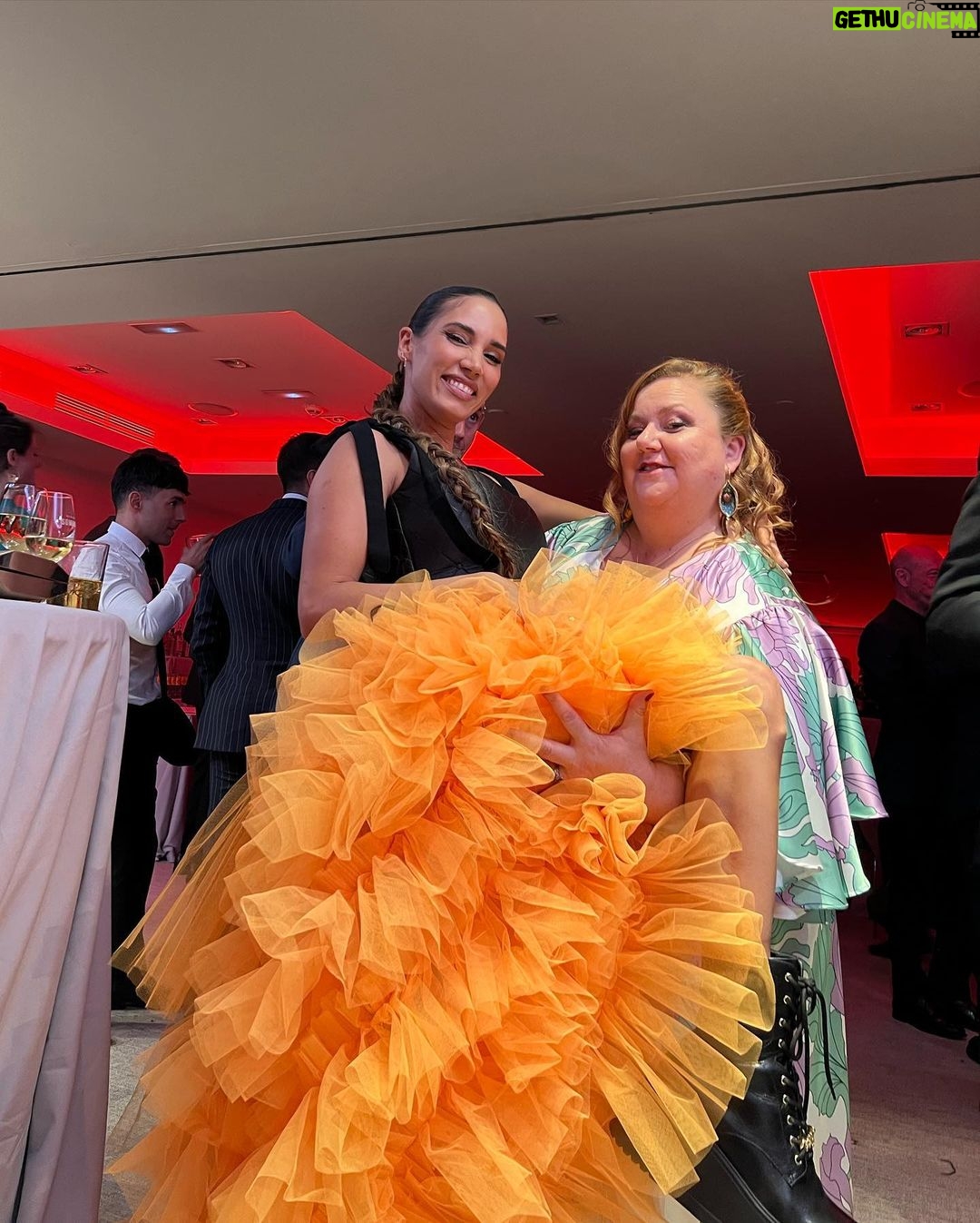 India Martínez Instagram - Anoche en los premios Talía 🧡