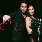 India Martínez Instagram - Si me permitís quiero dedicarle este premio @cadena_dial a mis abuelas Cati y Francisca ❤️❤️🌹🌹 Porque cada logro que consigo es por ellas, mi madre, hermanas y por todas nuestras mujeres. Por eso sigo trabajando para seguir cantando, componiendo, arreglando, produciendo, dirigiendo mis proyectos de vida, y seguir soñando grande. En resumen este premio va para todas las mujeres que luchan por sus sueños para que los demás no les impongan los suyos! PARA TI MUJER Por cierto, puntuación para el Vestidazo de @marcoymaria 🖤?