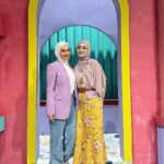 Irish Bella Instagram – Gak janjian sama @mommy_starla eh tau2 ketemu style hampir mirip bareng2 pakai sneakers lg 🥰 sehat2 ya sayang ❤️

Pagi Pagi Ambyar today ✨