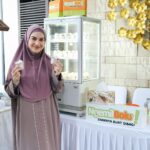 Irish Bella Instagram - Alhamdulillah di bulan Ramadhan bisa terus menjaga silaturahmi dan belajar bersama keluarga juga teman-teman dengan mengadakan kajian di rumah ✨ Semoga kita semua mendapat kasih dan ampunan dari Allah SWT di bulan ramadhan ini dan terus belajar untuk lebih mencintai-Nya 🤍 Catering by @yani.wedding Martabak Aci Lumer & keju aroma by @lokasaji Toast bread by @lavaxtoast.official Jajanan hits jakarta by @rotibakarpisang_santa Glitter tea by @teatwo.official Bolu Chiffon by @ngemil_bolu Air Mineral @jiwater.id Endorsment arranger by @amra_organizer