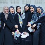 Irish Bella Instagram - G4za… maafkan kami yang tak bisa berbuat apa2 ini.. hanya doa yang bisa terus kami panjatkan . Ramadhan ini untuk kamuuu ❤️❤️❤️ . Doakan juga kita tetap solid yaaa.. semoga kami selalu bisa dilibatkan dalam circle kebaikan hmm kira2 kl dijadiin grup namanya apa yaa??? . #ramadhang4za #hijrahfestramadhan