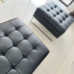 Isabel Oli Instagram - A comfy sofa set that will captivate everyone 🖤 @angelofurnitureph Manila, Philippines