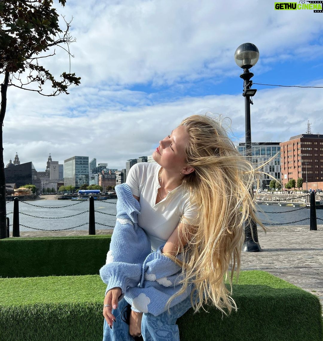 Isabella Tena Instagram - why is she smiling tho? Liverpool City Sighteeing Tour Bus
