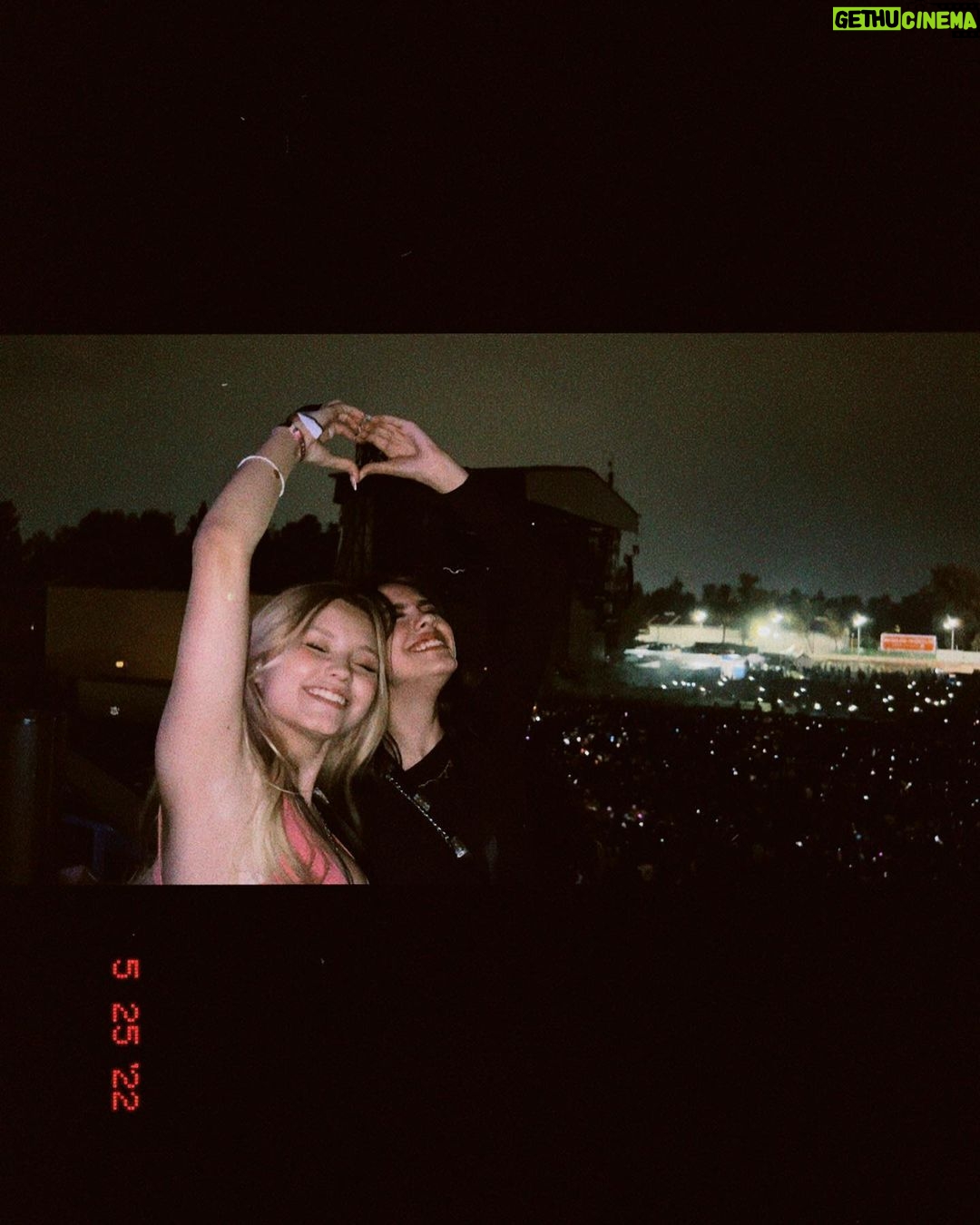 Isabella Tena Instagram - 25/05/22✨❤️🩹 #justicetour #viviresincreible @gnpseguros !! Justin Bieber Concert