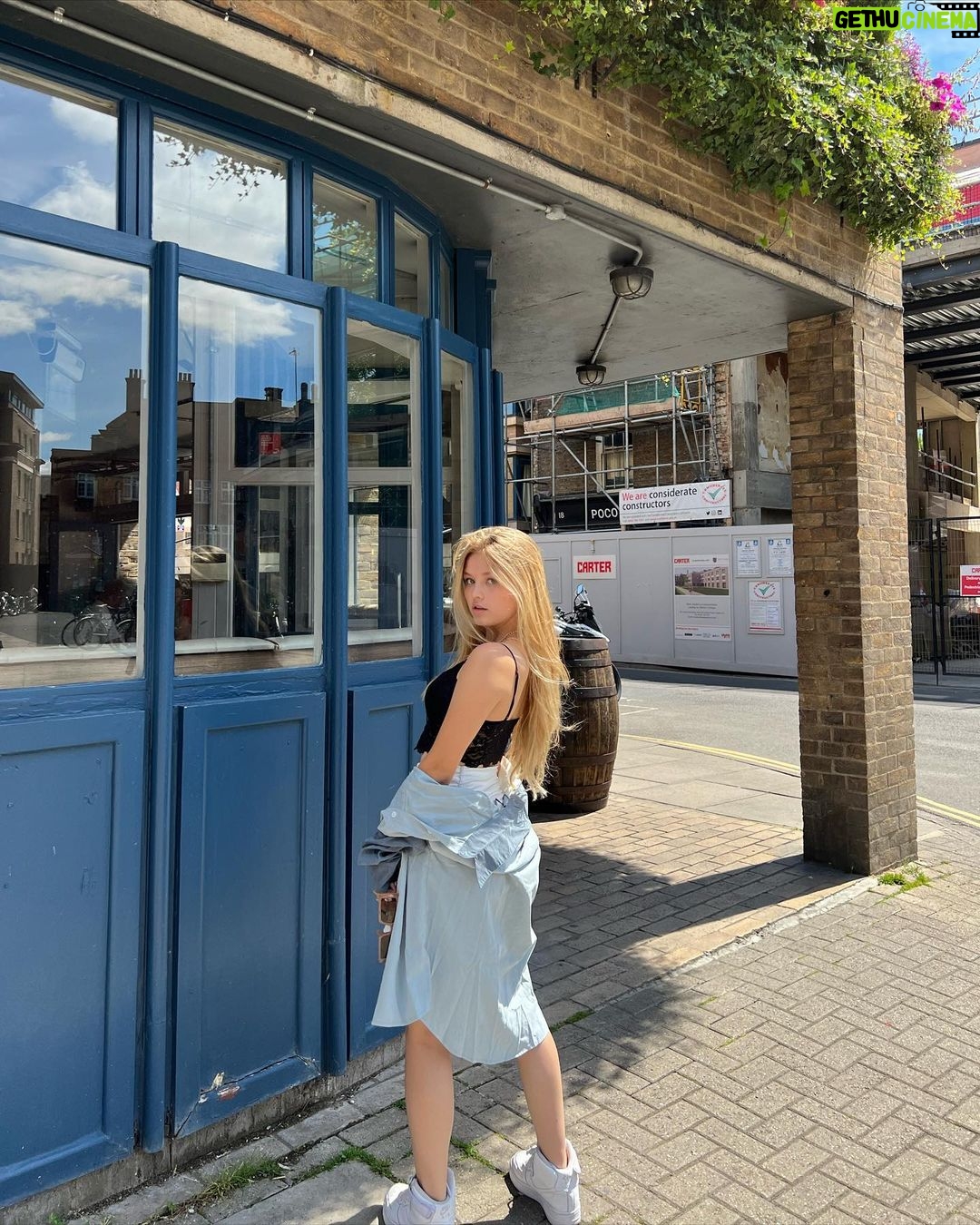 Isabella Tena Instagram - Baby all I wanna do is coast with you… City Of Cambridge, England