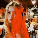 Isabella Tena Instagram - Leaving is easy with eyes closed. 🚨📍🚥❤️‍🔥 The Beatles Story