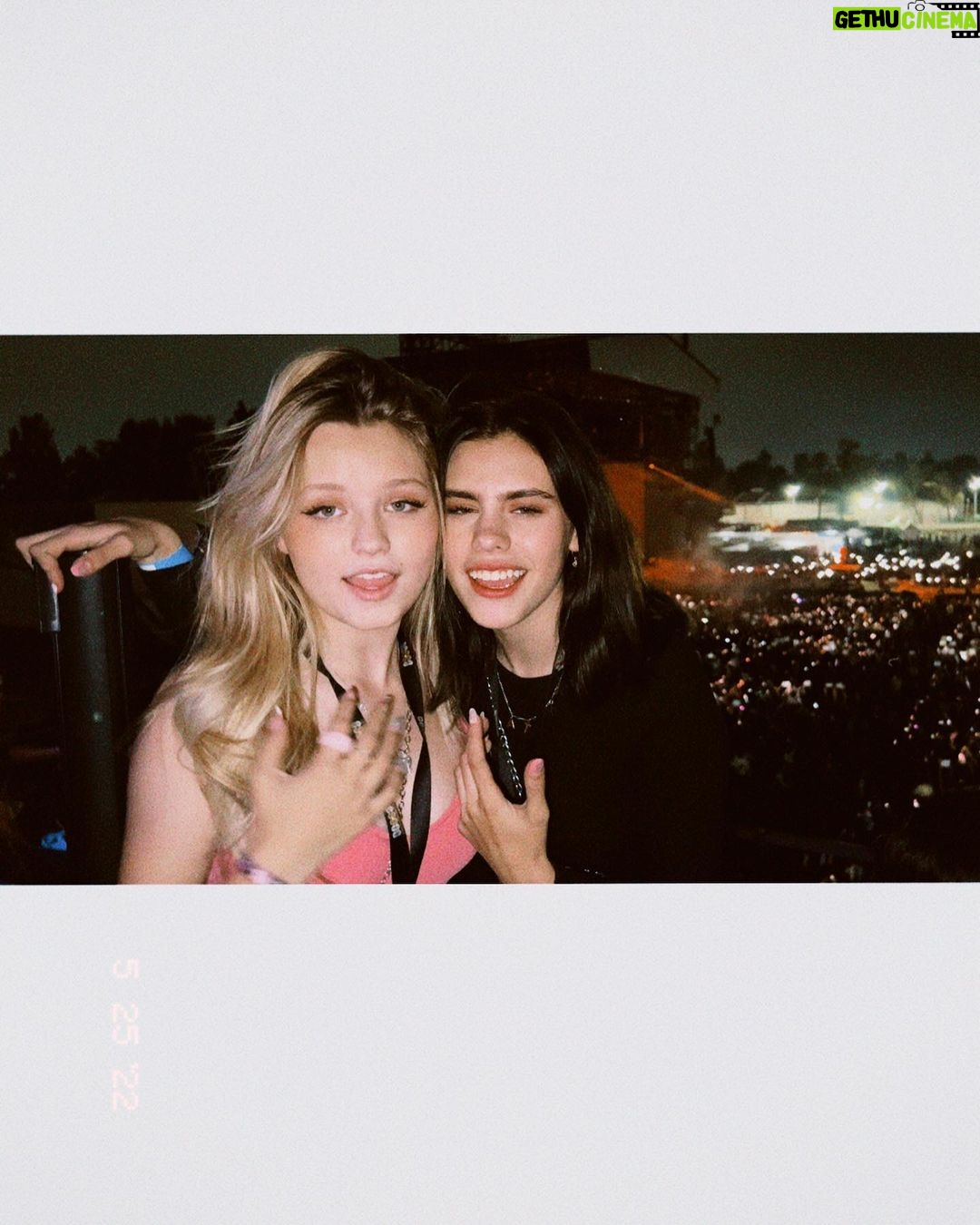 Isabella Tena Instagram - 25/05/22✨❤️🩹 #justicetour #viviresincreible @gnpseguros !! Justin Bieber Concert