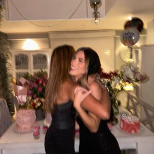 Isidora Vives Instagram - a seguir cumpliendo sueños 21✨🎉🤍