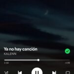 Isidora Vives Instagram - Intento atesorar los recuerdos de mi vida, guardarlos en el santuario de mi memoria, anhelando revivirlos. Porque así es la danza fugaz del tiempo, la vida es un lienzo en blanco que espera ser llenado de nuestras aventuras, con una paleta vibrante de nuestros sentimientos.🤍🌙