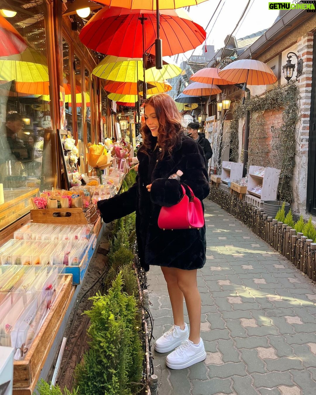 Isidora Vives Instagram - corea del sur y sus cosas bonitas🤍 Seoul,Corea Del Sur
