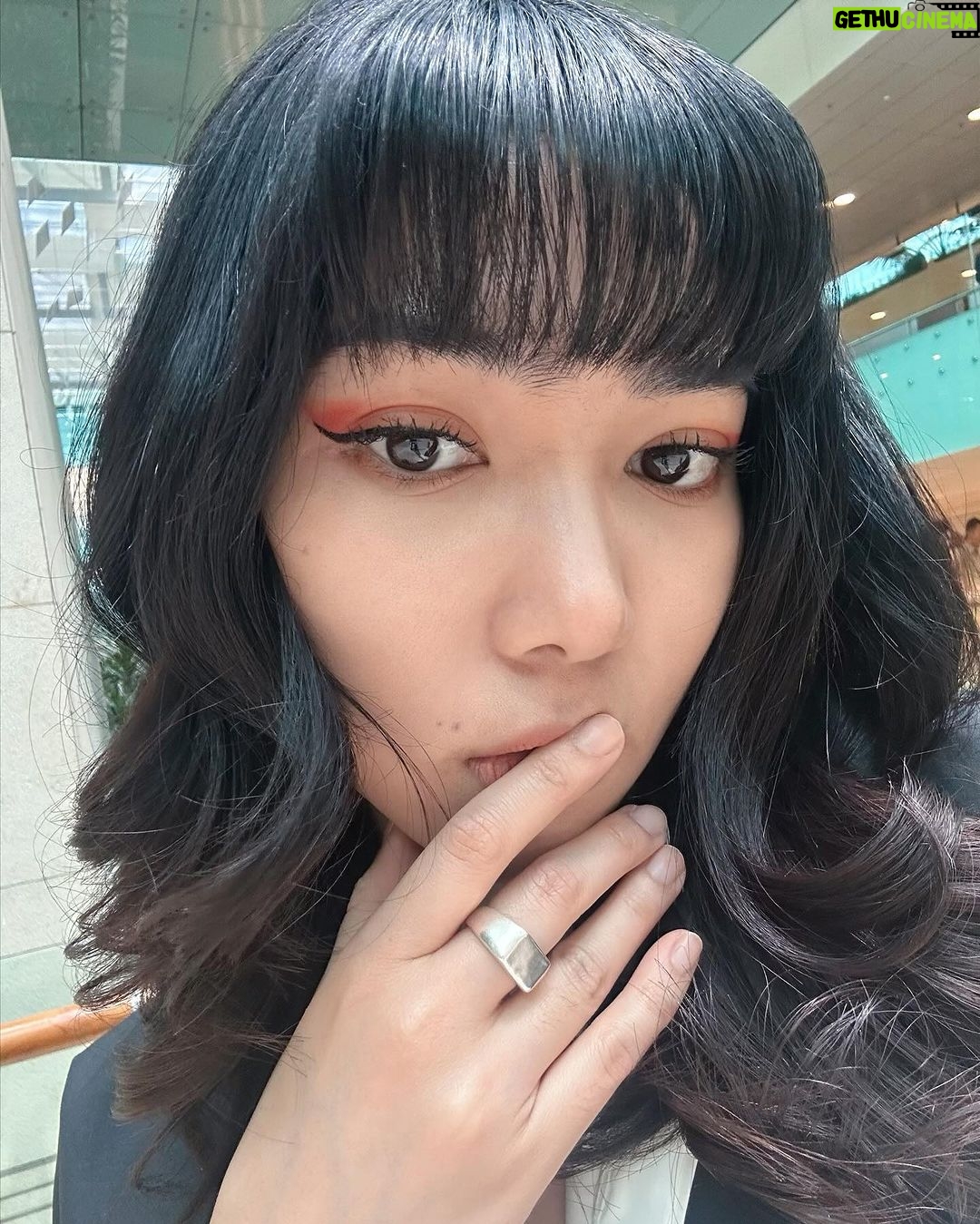 Isyana Sarasvati Instagram - 👧🏻✨ Singapore