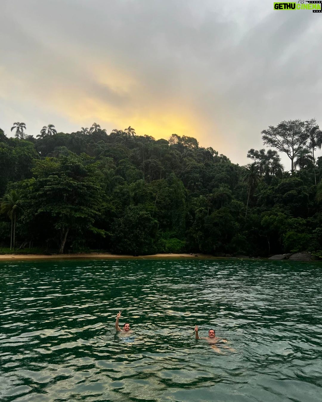 Júlia Gomes Instagram - Começando o feriado da melhor forma possível ✨🩵 Rio de Janeiro, Rio de Janeiro