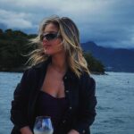 Júlia Gomes Instagram - Bim Bom, tudo de bom ☀️🩵🍒🍸 Angra dos Reis, Rio de Janeiro, Brasil