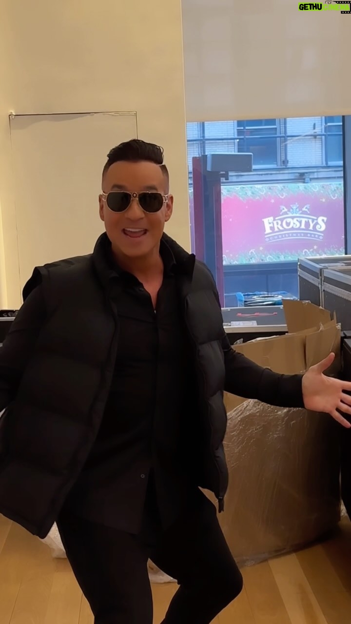 JWoww Instagram - it's the cast of Jersey Shore!! 👀 WHERE 👀