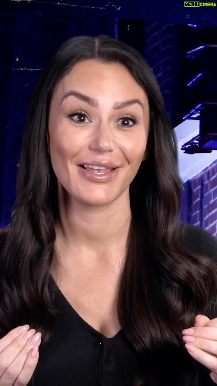 JWoww Instagram - Let’s see if I can hang in Nashville 🤠 Tune in for a crazy new #JSFamilyVacation tonight at 8p on @mtv! 🥂